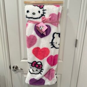Hello Kitty Faux Fur Throw Blanket brand new | Valentine’s Day 
Limited Edition